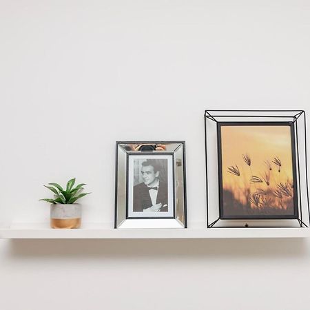 Beautiful 2-Bedroom Apartment Near Schoenbrunn Wien Exterior foto