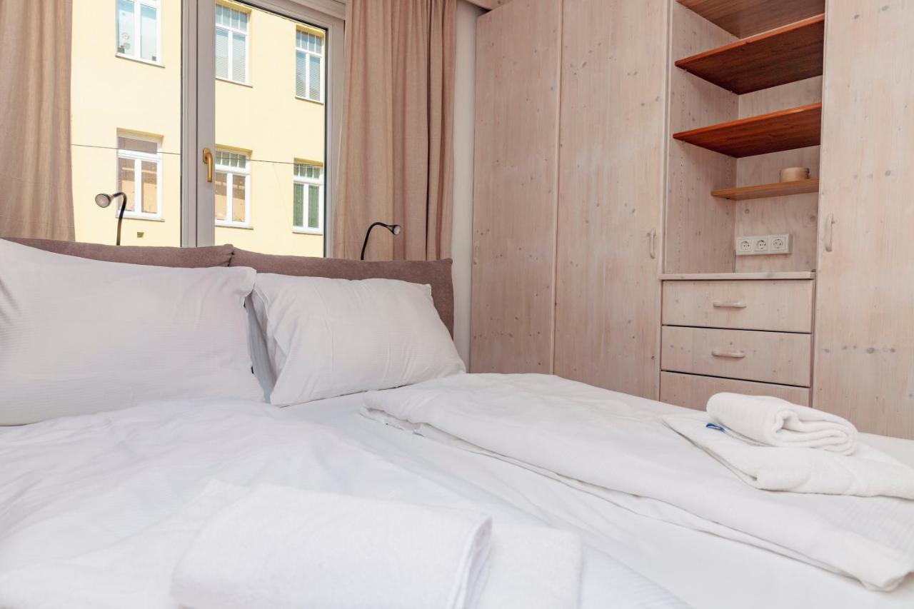 Beautiful 2-Bedroom Apartment Near Schoenbrunn Wien Exterior foto